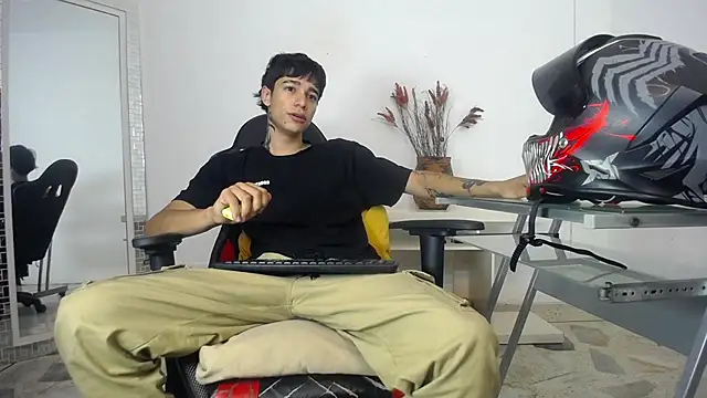 Zacktk7 online show from 01.20.25