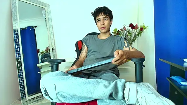 Zacktk7 online show from 02.12.25