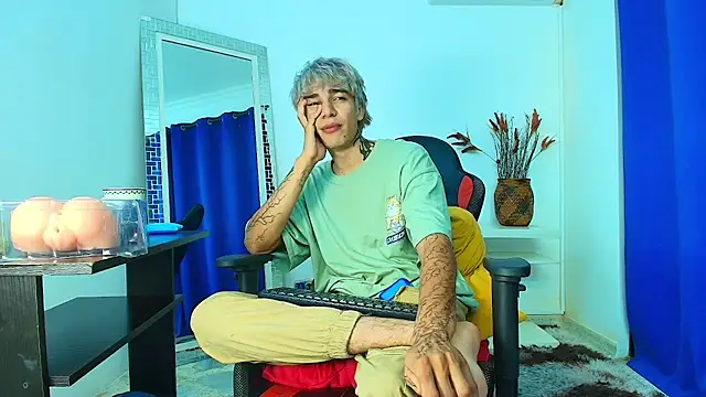 Zacktk7 online show from 02.28.25