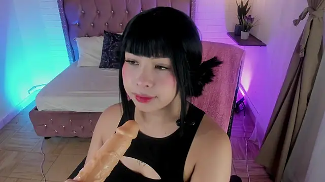 Namiko Park online show from 01.14.25