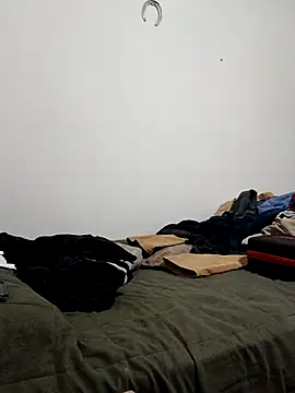 jhonyhot9292 online show from 03.18.26