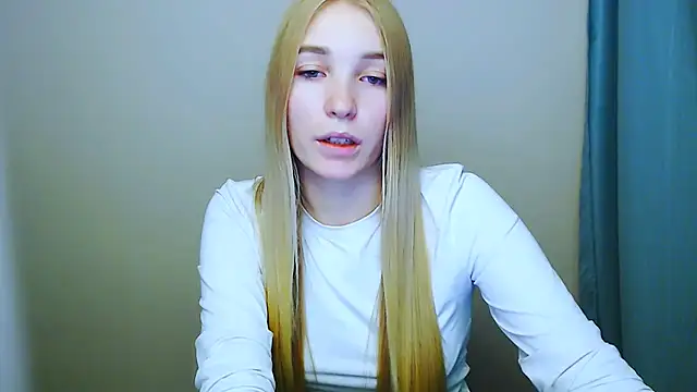 Queen ofLove online show from 12.03.25