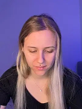 Snapshot of lunawolf21 chatting on 02.12.26 lunawolf21 online show from 02.12.26