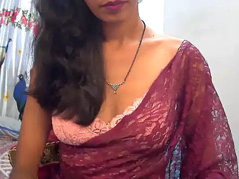 Snapshot of sexy_janu25 chatting on 06.24.26 sexy janu25 online show from 06.24.26