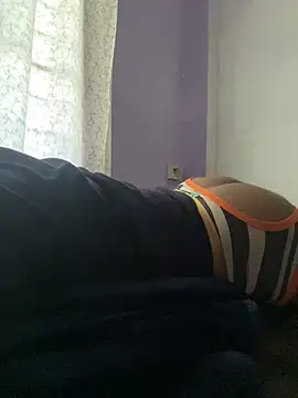 Snapshot of mikemacluffy chatting on 12.22.24 mikemacluffy online show from 12.22.24