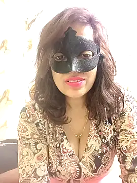 Inaya Mishra online show from 01.28.25