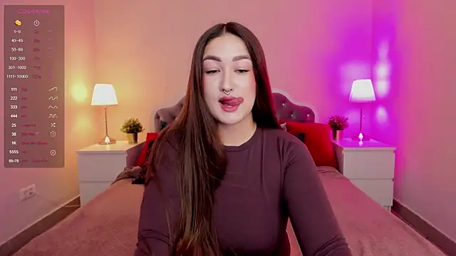 Snapshot of Aria_Blisss chatting on 11.10.25 Aria Blisss online show from 11.10.25