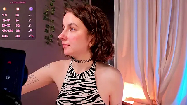 Snapshot of mind_game chatting on 02.06.25 mind game online show from 02.06.25