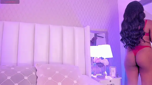 Snapshot of SophiaSmiiths_ chatting on 10.24.25 SophiaSmiiths online show from 10.24.25