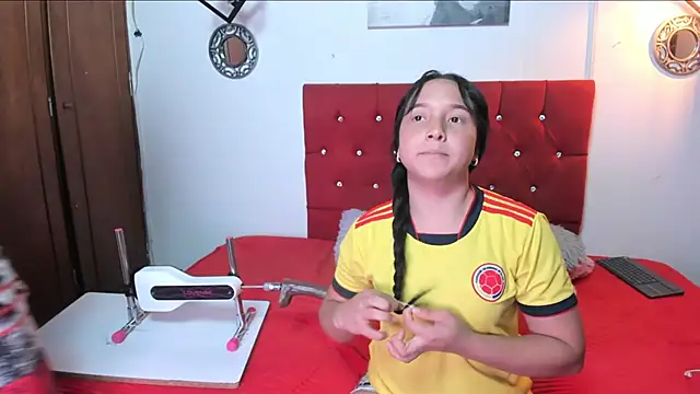 couple lovelyds online show from 03.06.25