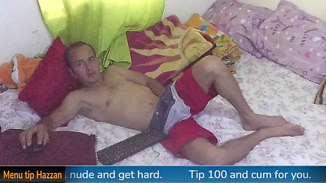 Snapshot of yazforeSolo chatting on 01.13.25 yazforeSolo online show from 01.13.25