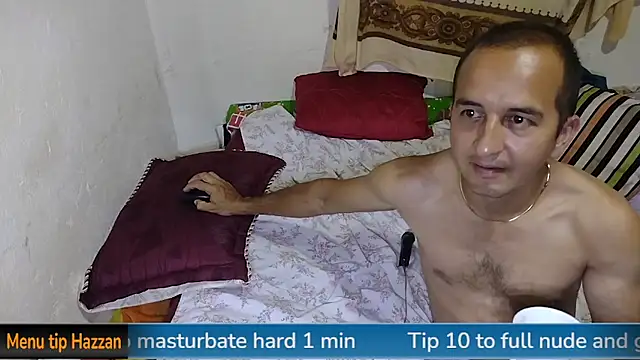 Snapshot of yazforeSolo chatting on 01.17.25 yazforeSolo online show from 01.17.25