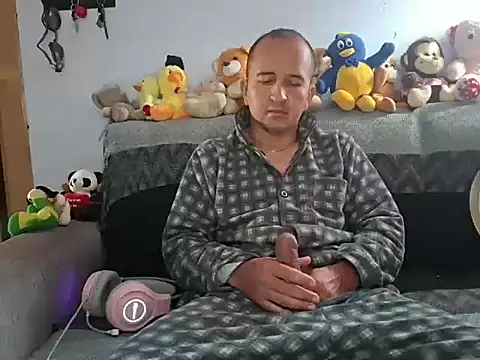 Snapshot of yazforeSolo chatting on 01.12.26 yazforeSolo online show from 01.12.26