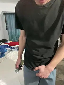 Snapshot of RicarBer chatting on 02.25.26 RicarBer online show from 02.25.26