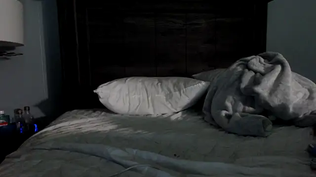 Snapshot of chased21 chatting on 12.02.25 chased21 online show from 12.02.25