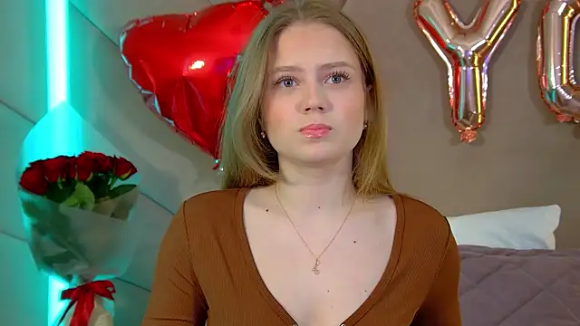 SelinSwarovski online show from 02.15.26