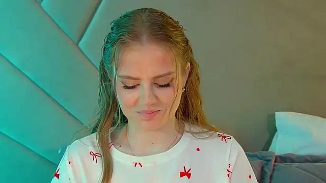 Snapshot of SelinSwarovski chatting on 03.11.26 SelinSwarovski online show from 03.11.26