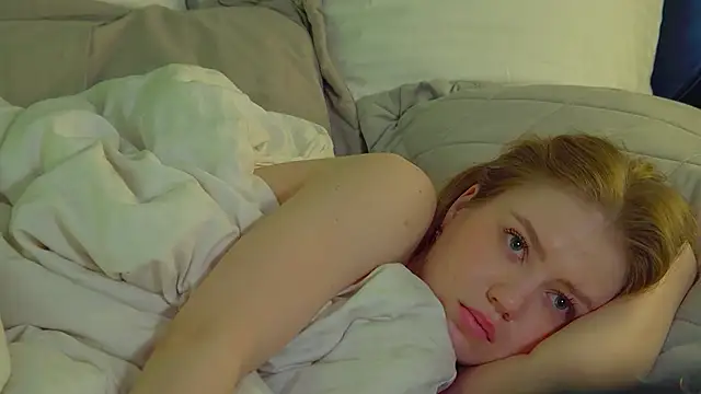 Snapshot of SelinSwarovski chatting on 03.19.26 SelinSwarovski online show from 03.19.26