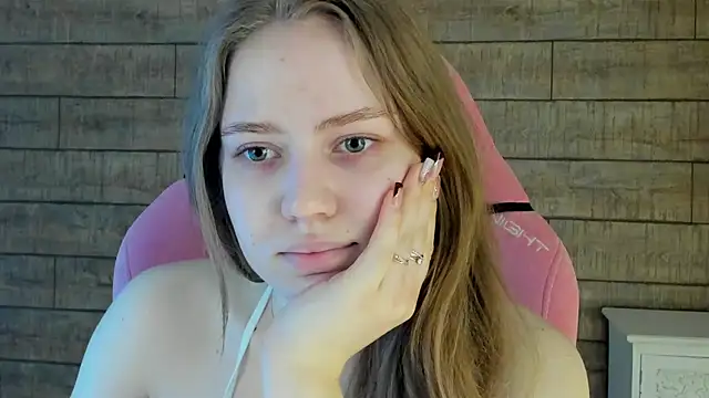 SelinSwarovski online show from 05.15.26