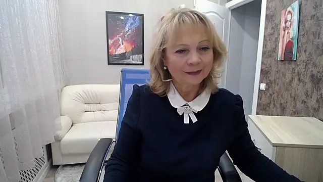 Milla Cutie18 online show from 01.27.25