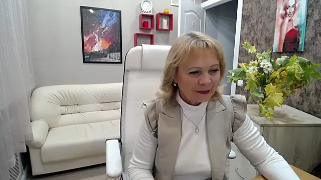 Milla Cutie18 online show from 10.01.25