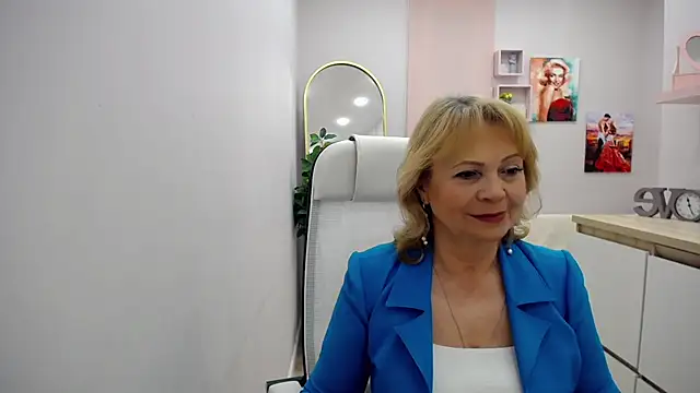 Snapshot of Milla_Cutie18 chatting on 04.28.26 Milla Cutie18 online show from 04.28.26