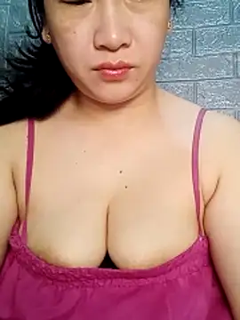 Snapshot of Basabetnga chatting on 02.25.26 Basabetnga online show from 02.25.26