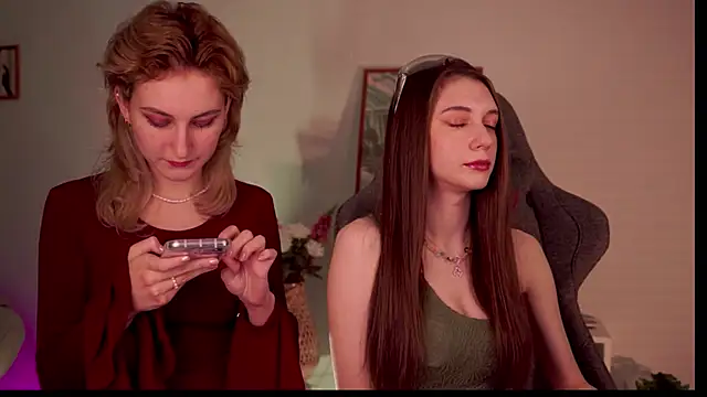 AveAngela online show from 01.04.25