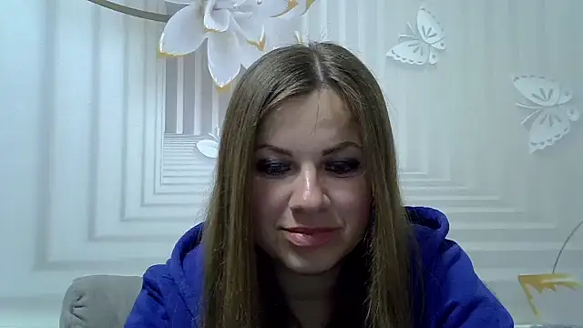 Snapshot of TinaFun4u chatting on 04.29.26 TinaFun4u online show from 04.29.26