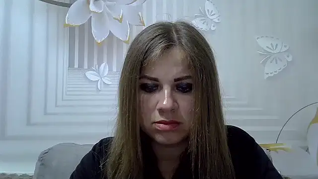 Snapshot of TinaFun4u chatting on 06.13.26 TinaFun4u online show from 06.13.26