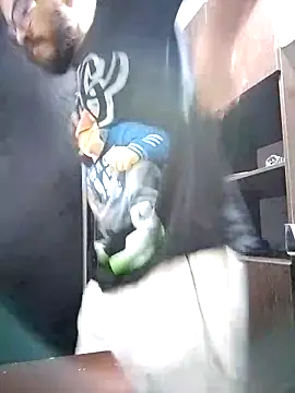 Snapshot of hairyserious chatting on 03.03.25 hairyserious online show from 03.03.25