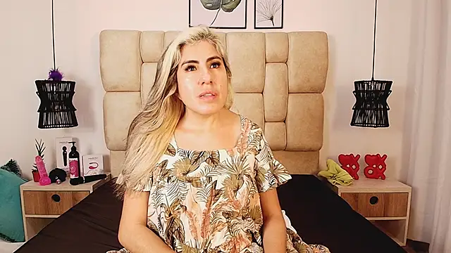 AdharaSmithh online show from 03.07.25