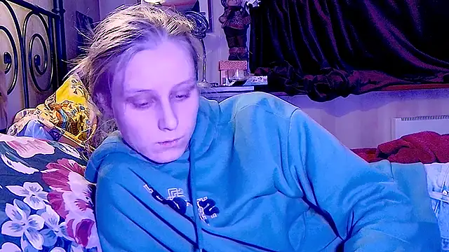 Snapshot of KatiKate chatting on 01.27.25 KatiKate online show from 01.27.25