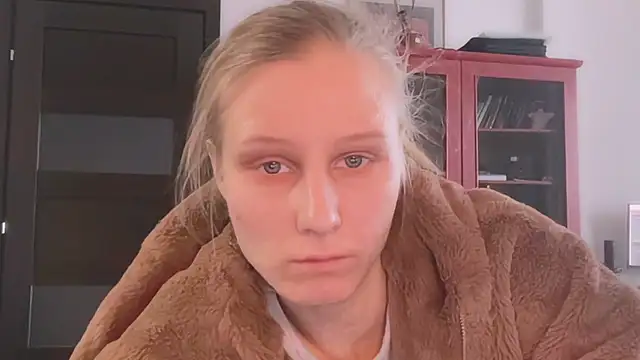 Snapshot of KatiKate chatting on 03.03.25 KatiKate online show from 03.03.25