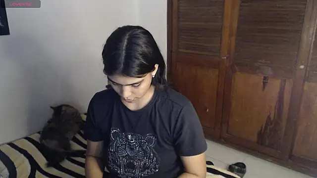 Pocahontas Princess  online show from 12.15.25