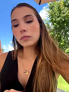 SophieRaily  online show from 10.22.25