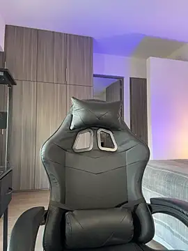 SophieRaily  online show from 11.11.25