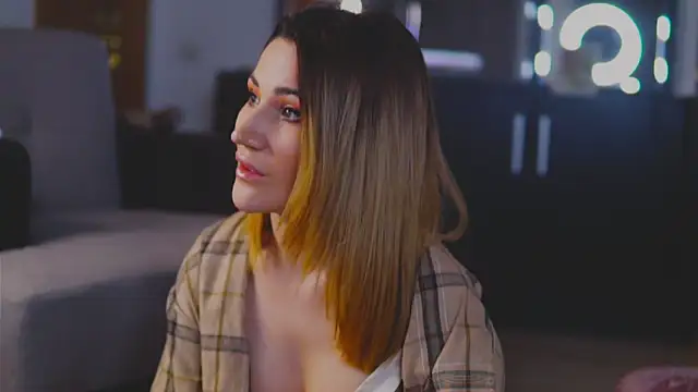 Snapshot of KimSkyex chatting on 01.11.25 KimSkyex online show from 01.11.25