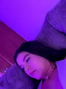 Snapshot of Blancanievess chatting on 11.15.25 Blancanievess online show from 11.15.25