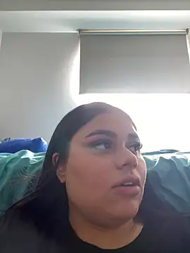 alissonfernandez  online show from 01.29.25