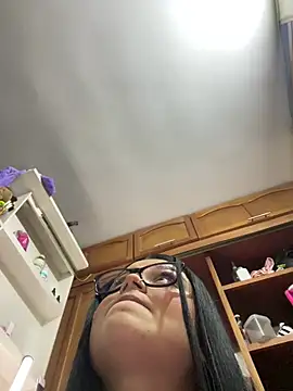 Snapshot of alissonfernandez_ chatting on 01.17.26 alissonfernandez online show from 01.17.26