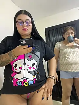 Snapshot of alissonfernandez_ chatting on 04.22.26 alissonfernandez online show from 04.22.26