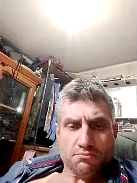 Snapshot of Gotowy40 chatting on 12.12.24 Gotowy40 online show from 12.12.24