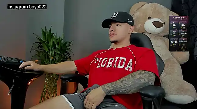 boyc022  online show from 03.08.25