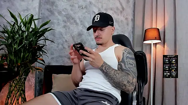 boyc022  online show from 03.07.26