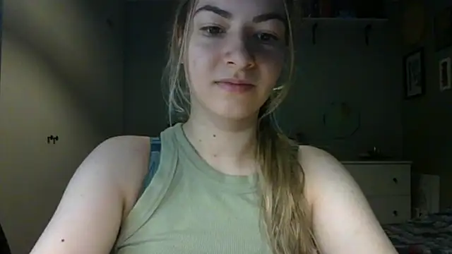 Snapshot of ROSIEx_sweet chatting on 05.21.26 ROSIEx sweet online show from 05.21.26