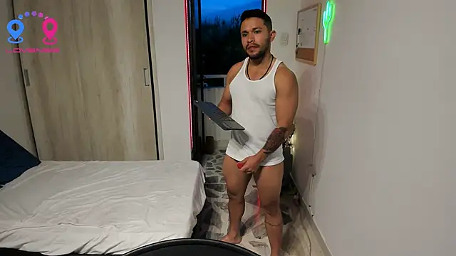 Snapshot of Travis_bakers chatting on 11.30.25 Travis bakers online show from 11.30.25