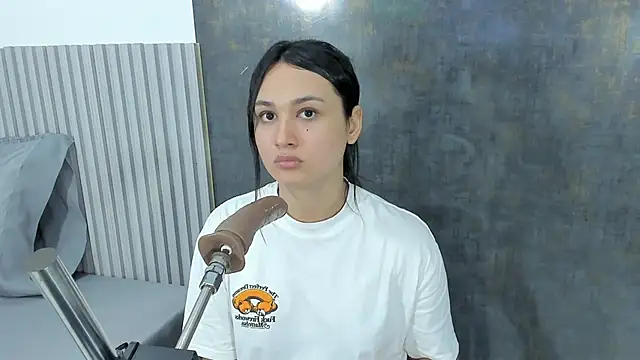 lana boomer online show from 02.28.25