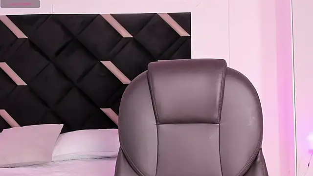 Carolina Evanss online show from 03.28.26