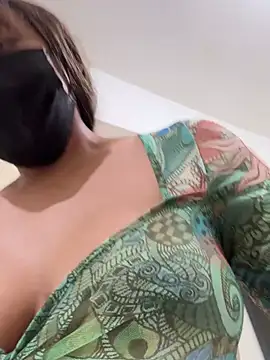 Snapshot of kiyomi-amour chatting on 02.05.25 kiyomi-amour online show from 02.05.25